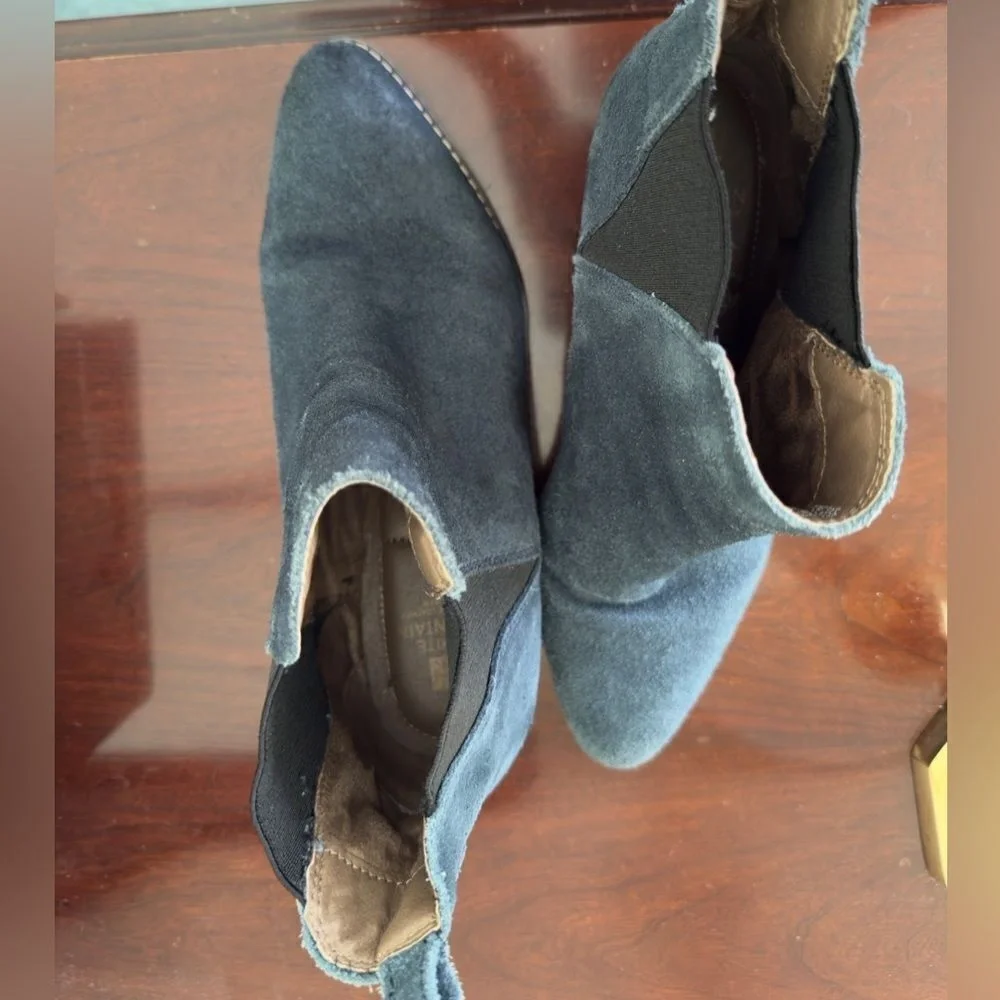 White Mountain‎ Women's Suede Leather Hammond Ankle Bootie Blue Size 9